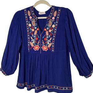 Solitaire Embroidered Boho V Neckline Blouse Top Size Medium